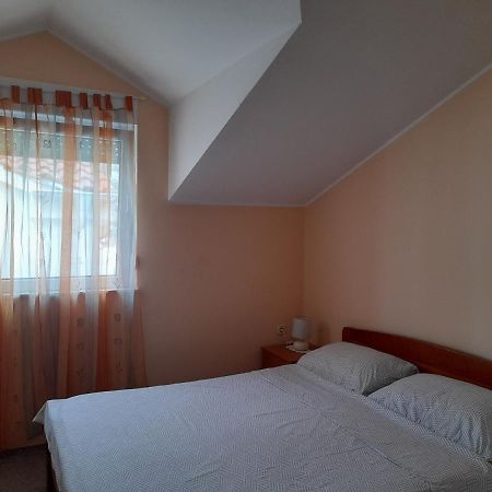 Apartments Nevjestic Primošten Εξωτερικό φωτογραφία