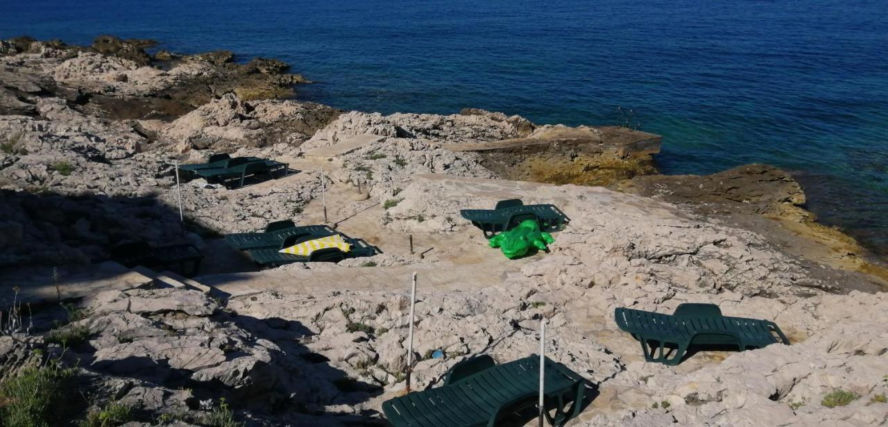 Apartments Nevjestic Primošten Εξωτερικό φωτογραφία