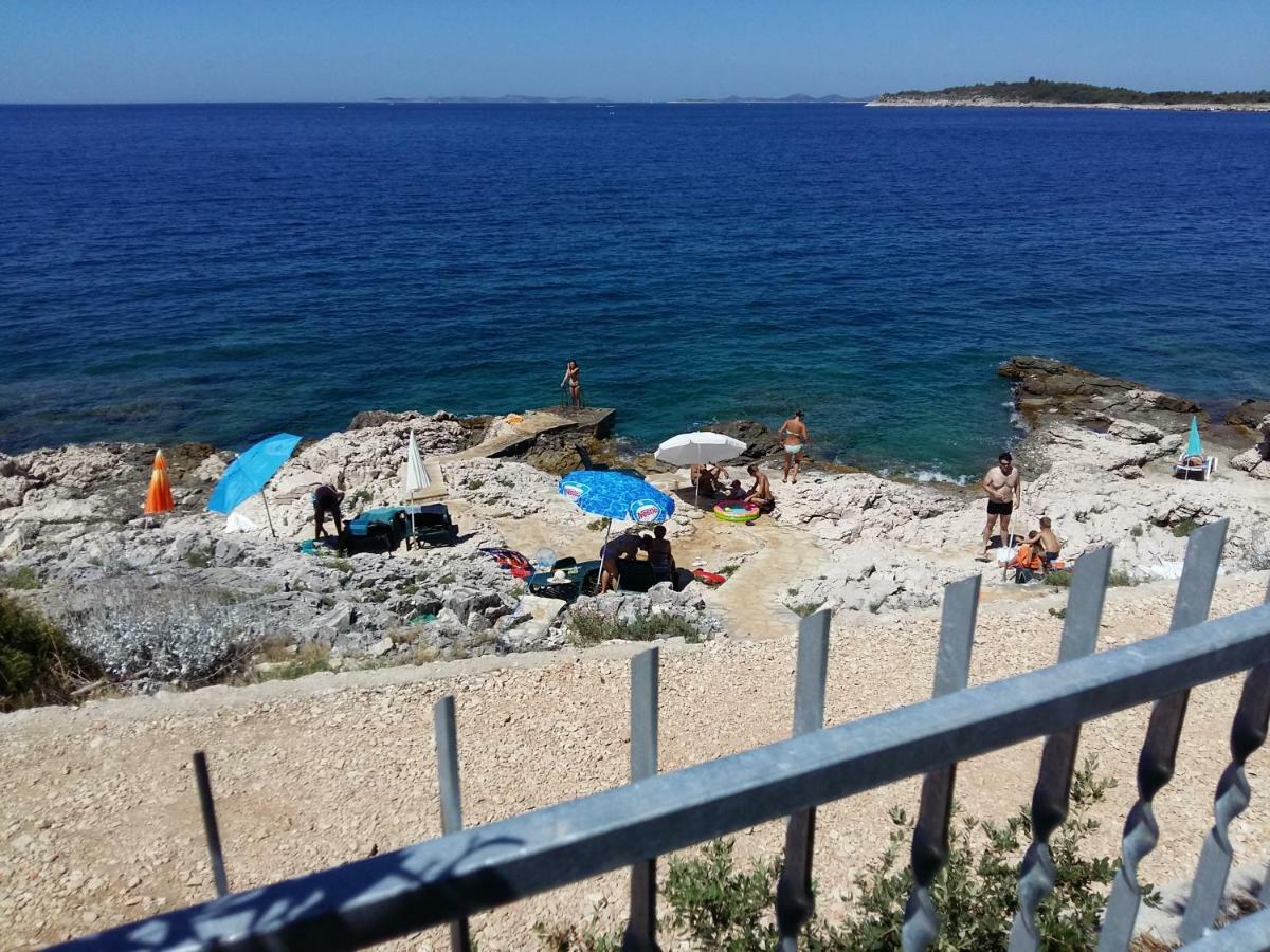 Apartments Nevjestic Primošten Εξωτερικό φωτογραφία