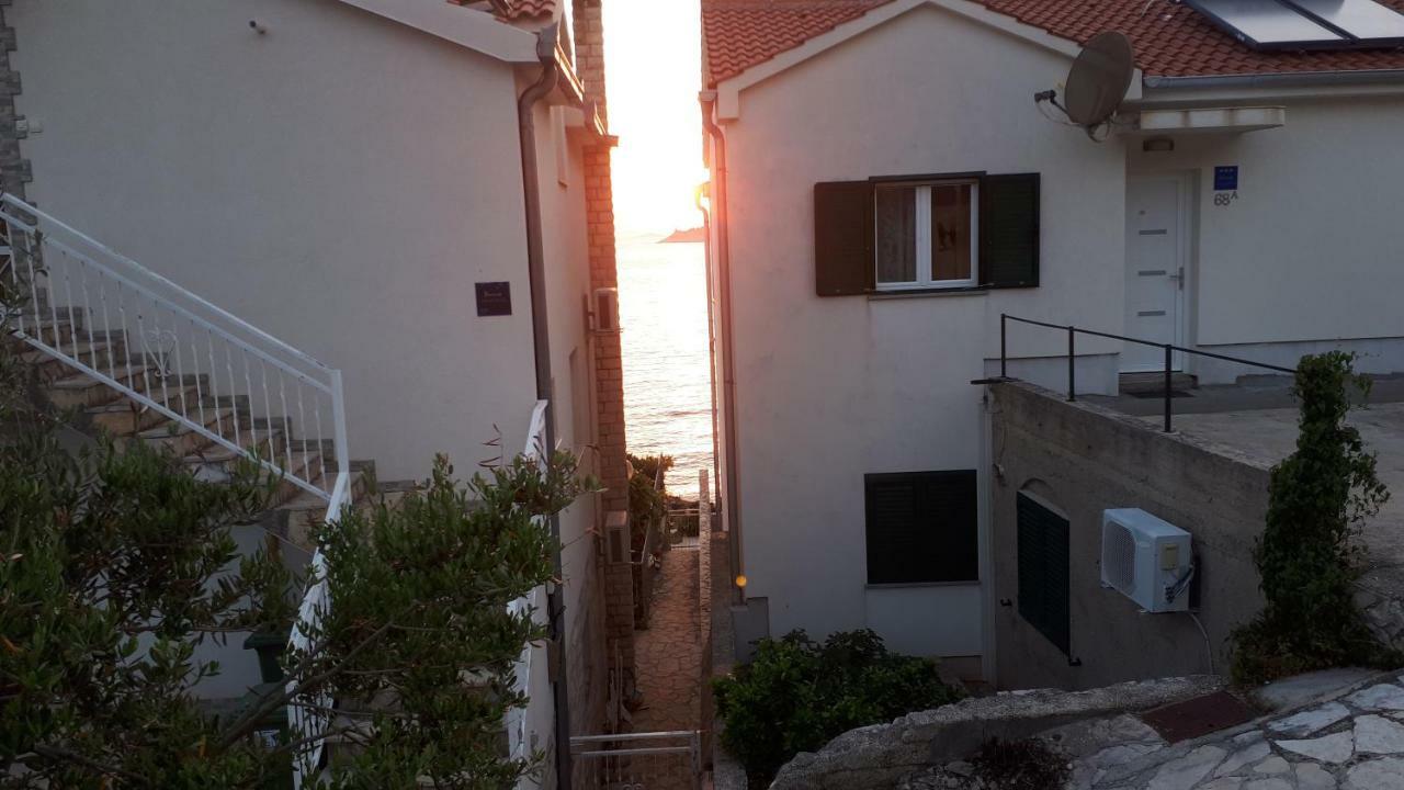 Apartments Nevjestic Primošten Εξωτερικό φωτογραφία