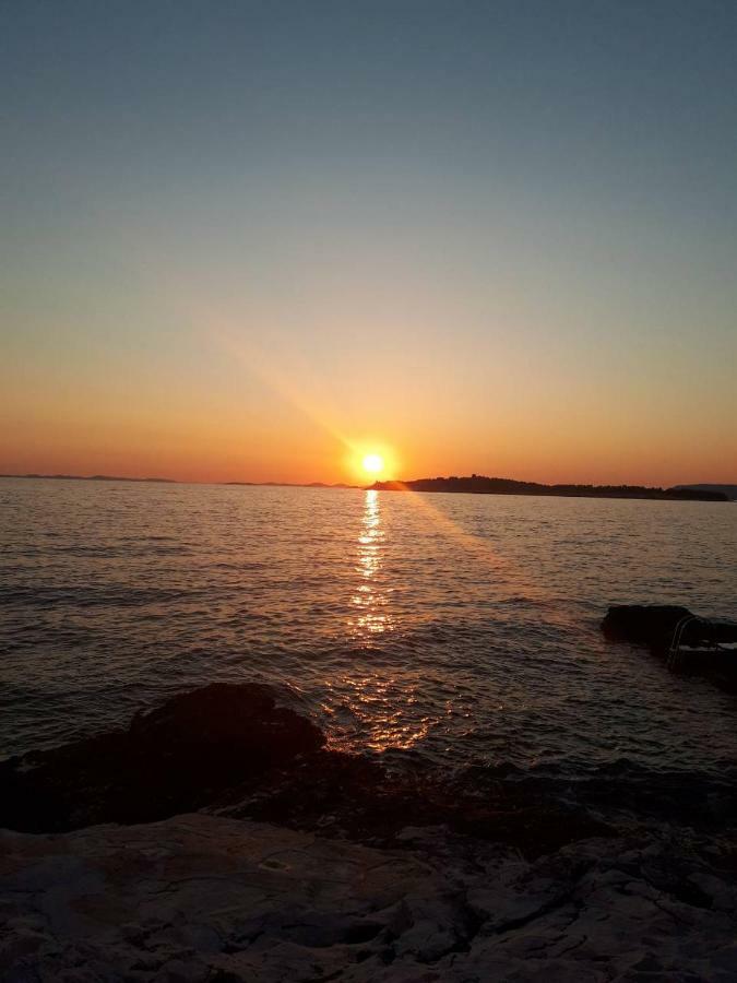 Apartments Nevjestic Primošten Εξωτερικό φωτογραφία